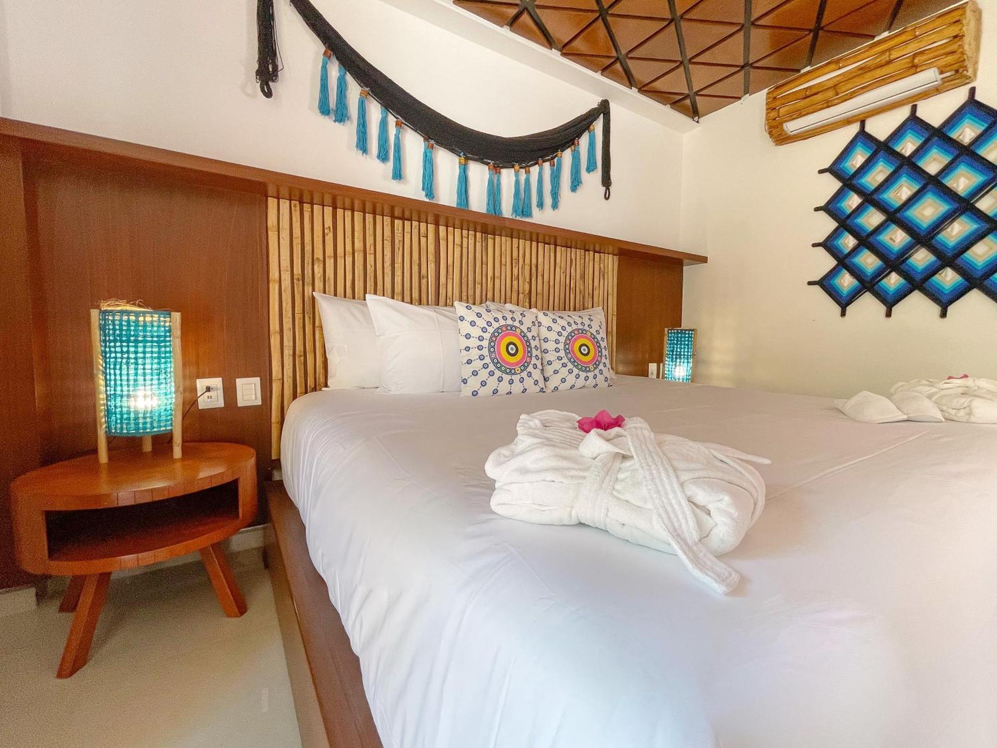 Akuazul Resorts Adults Only Cancún Eksteriør bilde